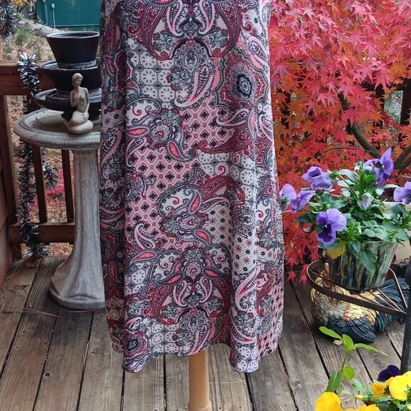 Bobeau Swing Dress - Picture 3 of 12